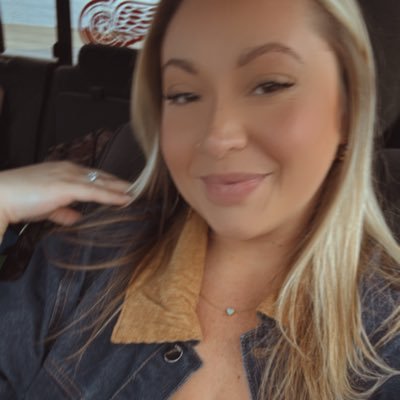 4lokoadvocate's profile picture. ♡ lukes mama!