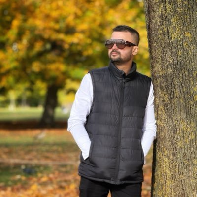 anilimaye's profile picture. कधी इथ्थ कधी तिथ्थ  #भक्तांचेभक्त