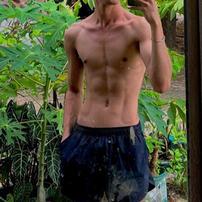 mark096518's profile picture. not me on my bio