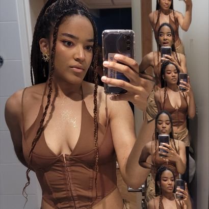 dreasama's profile picture. 🇨🇩

The Beyhive is buzzing🐝