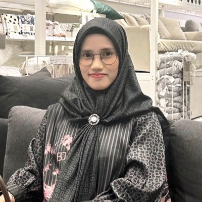 fifiyuu's profile picture. Hi, welcome to my online diary! A coder who like to capture & share every moment of works & my own lyfe👩💻