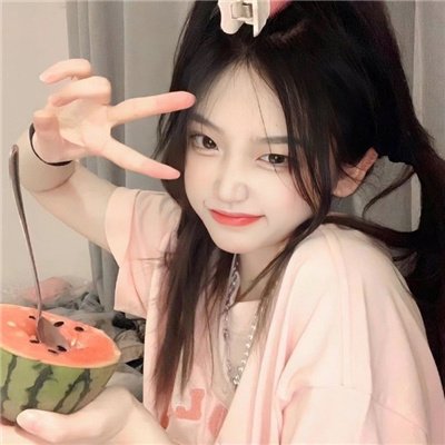 gjvci88481185's profile picture. We cease loving ourselves if no one loves us.