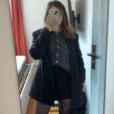 _almnr's profile picture. 19.04 🤎 / 01.10 🤍