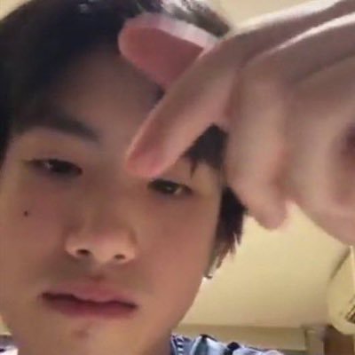 Hnisra_a's profile picture. 