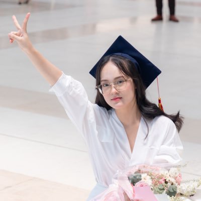 PhamTuyet97916's profile picture. 