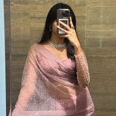 AnayaPandey123's profile picture. 5'6 Currently In imagination 🥲|
Handle manage by Alien 👽👾| 
Follow For Followback 🫱🏼🫲🏽