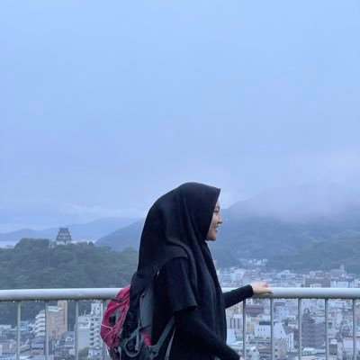 caytiktrinnne's profile picture. Aku aslinya kadang 10 orang