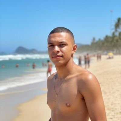 GuiRioB's profile picture. RJ
🏳️‍🌈