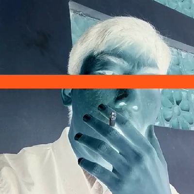 ridhoswn's profile picture. seseorang yang sedang belajar menertawakan dirinya sendiri