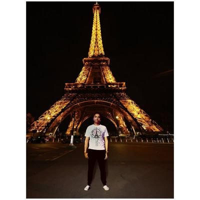 INCREDBLENATURE's profile picture. IITIAN by EDUCATION 
ENGINEER by PROFESSION
resident of INCREDIBLE nation
 last VILLAIN of action