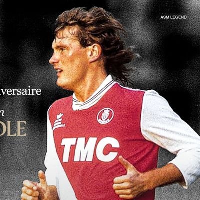 brouillon_ch's profile picture. A grandi sous le soleil de Marseille.
Et @AS_Monaco depuis toujours.