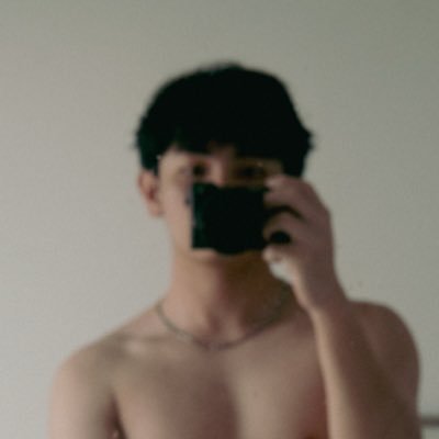 m3zue's profile picture. 