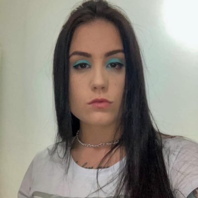 Renataflowres's profile picture. não existe outra vida.