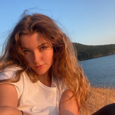 miamelirea's profile picture. 