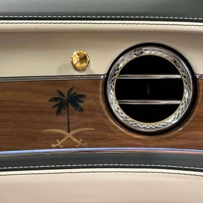 TwykkN's profile picture. من اقفى عنك لا تدور عليه عز نفسك لا تهوى درب المذله .