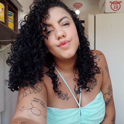 SoaresVitooria's profile picture. 26nos,mãe de um príncipe e uma princesa 

Proprietária da loja : Lb Papelaria Personalizada

♉