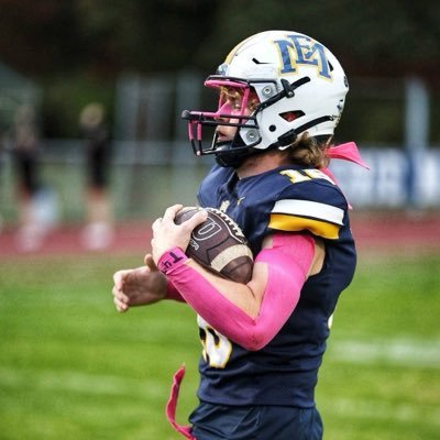 TheKoryBondie's profile picture. 5,8. 175lbs. RB & LB. 4.7 40, 405 deadlift , 345 squat, 250 bench, Erie Mason High School