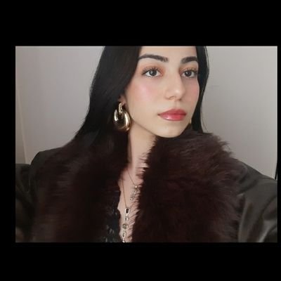 aycaelmass1's profile picture. 