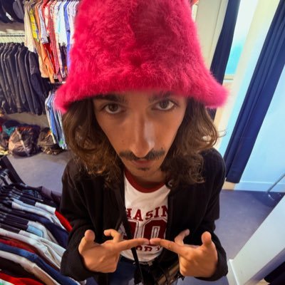 voleur2soleil's profile picture. 