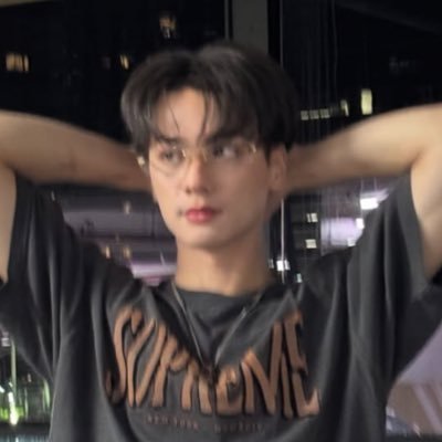 KNMZx_'s profile picture. 