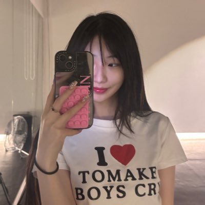 biscoffed's profile picture. 