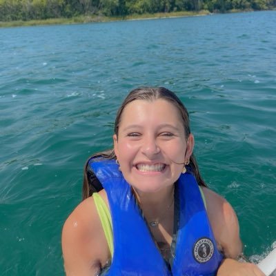 iamjohnthadon00's profile picture. The link on my profile will take you to a platform where you can be earning $10k daily👇👇👇