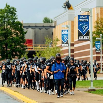 tyrelljones168's profile picture. ⚡96⚡ longlivesuhayb #Jucoproduct🦍 Offensive line coach @EV_Football