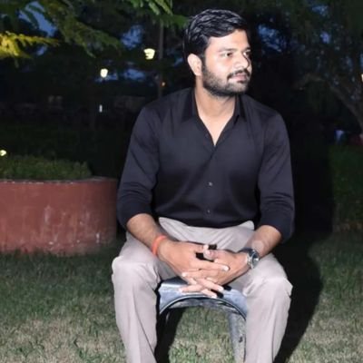 Shivamtripath40's profile picture. #घोर_राष्ट्रवादी, रास्ट्र की एकता और अखंडता के लिये प्रतिबध्य