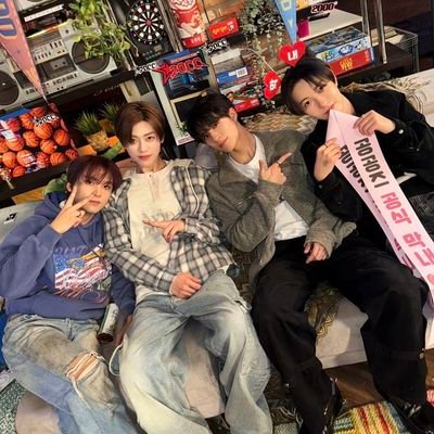 zhoouuu_bee's profile picture. 🫧 ɴᴏʀᴇɴʜʏᴜᴄᴋɴᴀ ( 00ʟ) 💞 🫧 ʜᴇᴇʜᴏᴏɴᴊᴀʏᴊᴀᴋᴇ 🩷 🫧 𝐉𝐎𝐒𝐒𝐆𝐀𝐖𝐈𝐍 𝐎𝐍𝐋𝐘 𝐍𝐀 🏀💓  📌 ɴᴄᴛ ♡ • ᴇɴʜʏᴘᴇɴ ♡ 𝑹𝒆𝒏𝒋𝒖𝒏 😈 • 𝑺𝒖𝒏𝒈𝒉𝒐𝒐𝒏 😈  📌 ғᴀɴɢɪʀʟ~