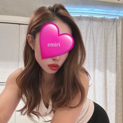 CHM_emiri's profile picture. emiri🩷162cm/Dカップ/モチ肌✕愛嬌 120%😚🌼/現役 エステティシャン💆‍♀️指圧・リンパマッサージでお疲れのお身体を癒します🫶😘趣味：ゴルフ⛳️トレーニング🏋️‍♀️好きな食べ物：お肉🍖お寿司🍣好きなタイプ：優しくて紳士な人♡チャームポイント:八重歯♡おしり🍑💕#名古屋メンエス