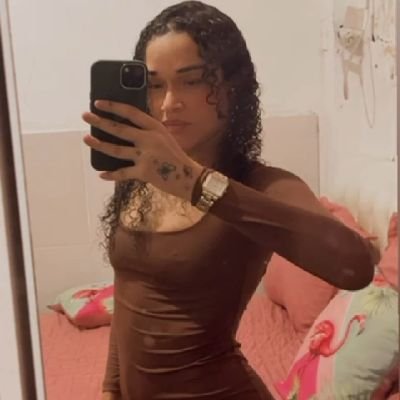 sil3005_silva's profile picture. 12/10/2020 💕🤞
𝙻𝚊𝚛𝚊 𝚂𝚘𝚙𝚑𝚒𝚊 👩‍👧

14/09 Vó 🖤🥀👼
04/11 Irmão 🖤🥀👼