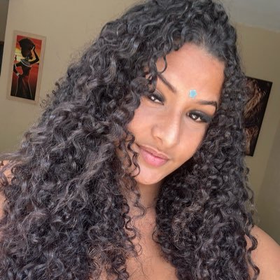 Santos__rb's profile picture. A flecha de Oxossi te dará a direção certa. Okê arô 🏹💚