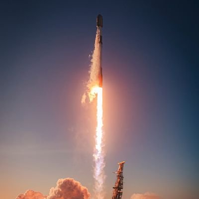 elonmusk__2team's profile picture. 