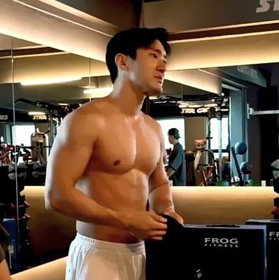 siworni's profile picture. 86's duplicate . A member of Super Junior who has masculine and charming visuals, called Siwon Choi #최시원.