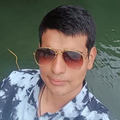 MohitErande1's profile picture. 22| Option trader| prop desk trader| active in stock market since age 15| 🟢🟢profitable trader since age 16🟢🟢|DM for prop account quary|post related to IPO|