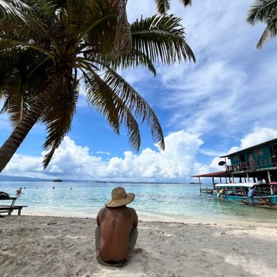 luisfertomi's profile picture. Ley de Murphy🌎