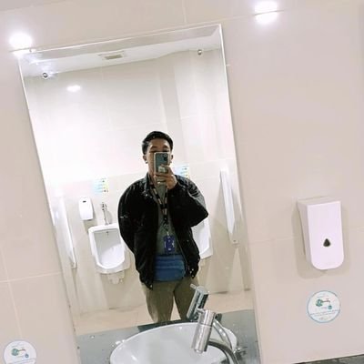 jonos_'s profile picture. Aslinya tidak seperti ini.