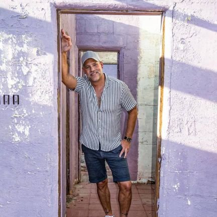 Noahf76's profile picture. A lover of sunsets, soft smiles, and souls that feel like home.