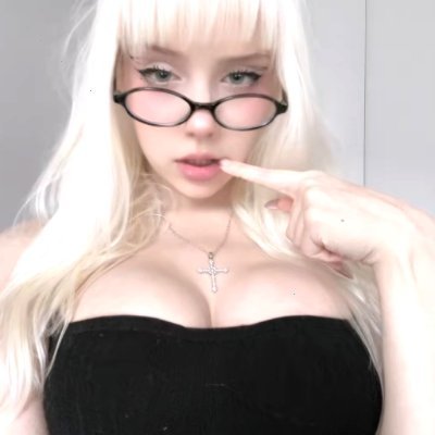 amellghoulz's profile picture. newly 18 petite girl
your crush’s crush