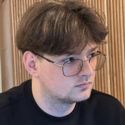 ChecJasha's profile picture. Hey im Jasha. 22 year old Software Engineer