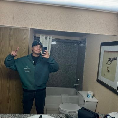 _Ivan_99's profile picture. 