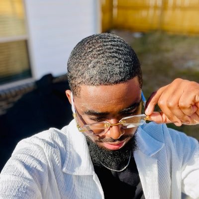 Vensky24's profile picture. 🦂 scorpion 🦂 gamer🎮M*P*soccer*basketball *