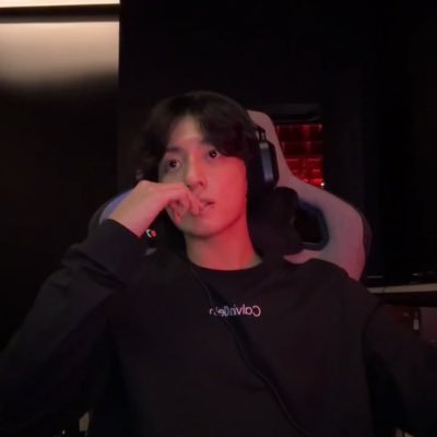 jeonjungjkkk's profile picture. 