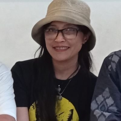 dhenokhastuti's profile picture. terapis BCR | VO talent | blogger | penyunting | penulis | kerja sama: dhenok.hastuti@gmail.com