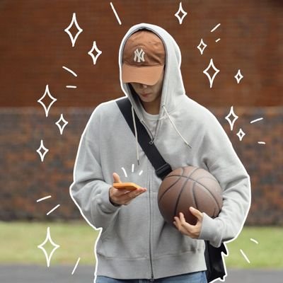 Snurfsh's profile picture. 샤브리나
Lagi mode fangirl🧚🏻‍♀️. Chem teacher👩🏻‍🔬 Bulan yang ingin seperti matahari. Half of 💎