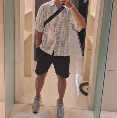 Wolfkissed__'s profile picture. 28 yo but not that old ||