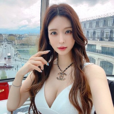 Xinya102825's profile picture. Medical beauty experts specializing in non-surgical cosmetic treatments. Focus on natural results & patient care.