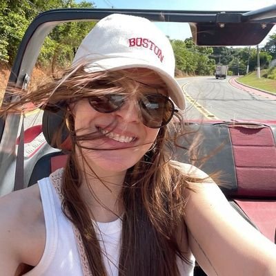 sandra449001's profile picture. a widow 😔💔 looking for an husband ❣️💞