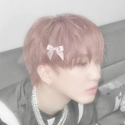 Jutdwa3_'s profile picture. MDNI!!! 🔞🔞 || SAW SKZ 19/07/2025 🎀CHAMBIM😭😭😭☹️☹️  i only exist online