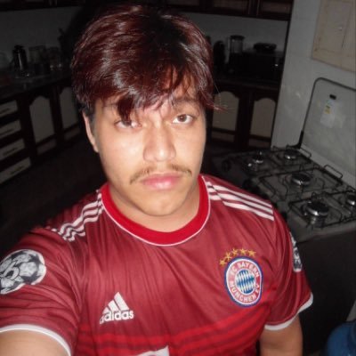 lobotorrws's profile picture. same energy